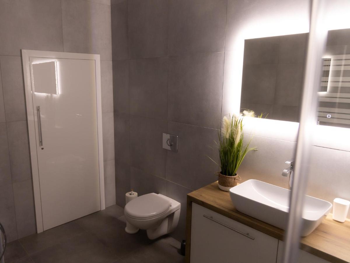 Ferienwohnung Apartament Pod Lasem Oldrzychowice Klodzkie Exterior foto