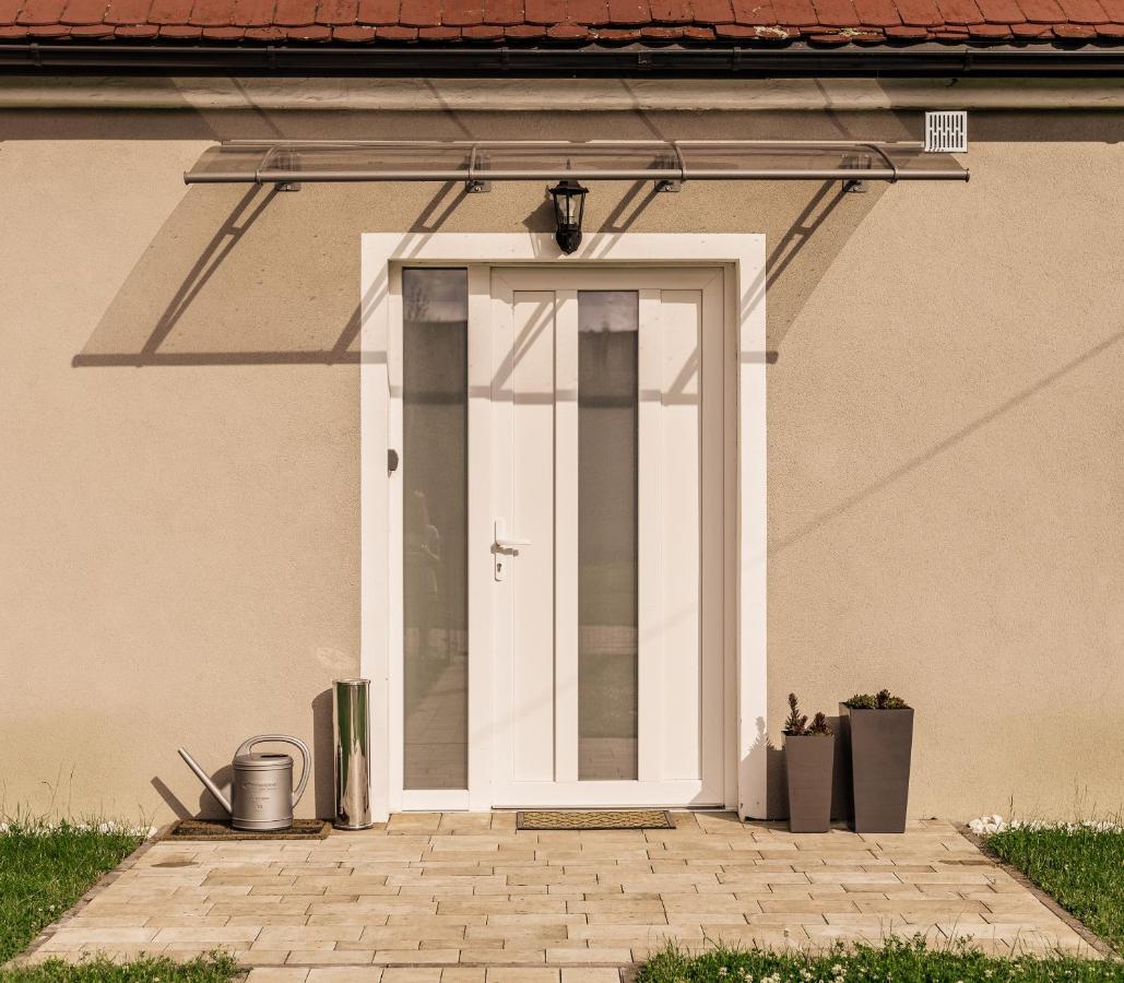 Ferienwohnung Apartament Pod Lasem Oldrzychowice Klodzkie Exterior foto